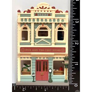 1992 HALLMARK KEEPSAKE ORNAMENT QX425-4 FIVE & TEN CENT STORE NOSTALGIC HOUSES
